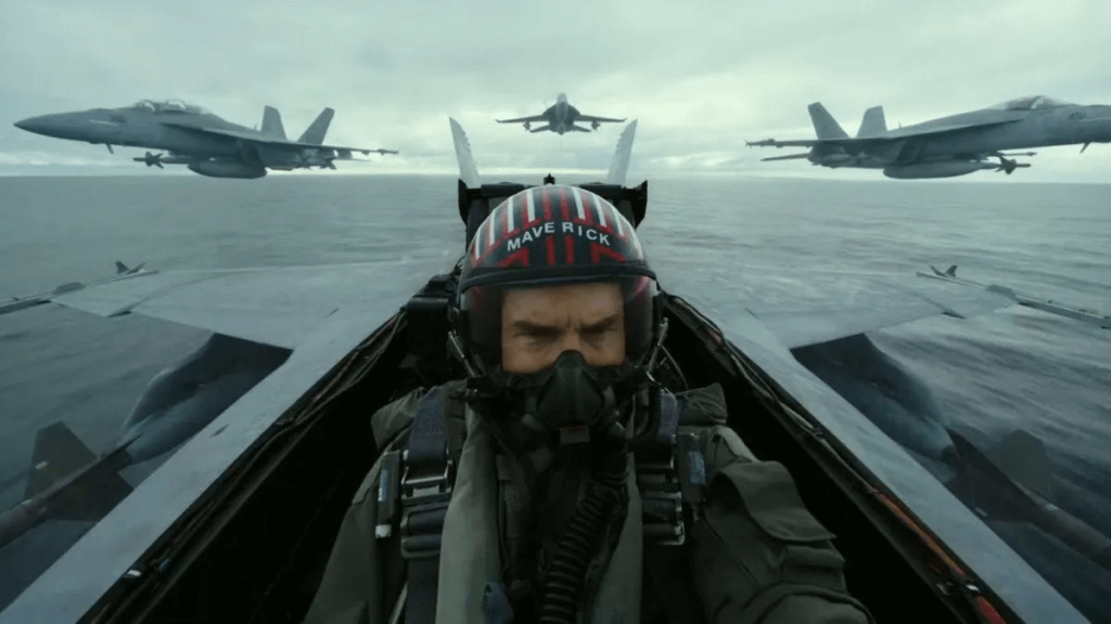 tom cruise in fighter jet